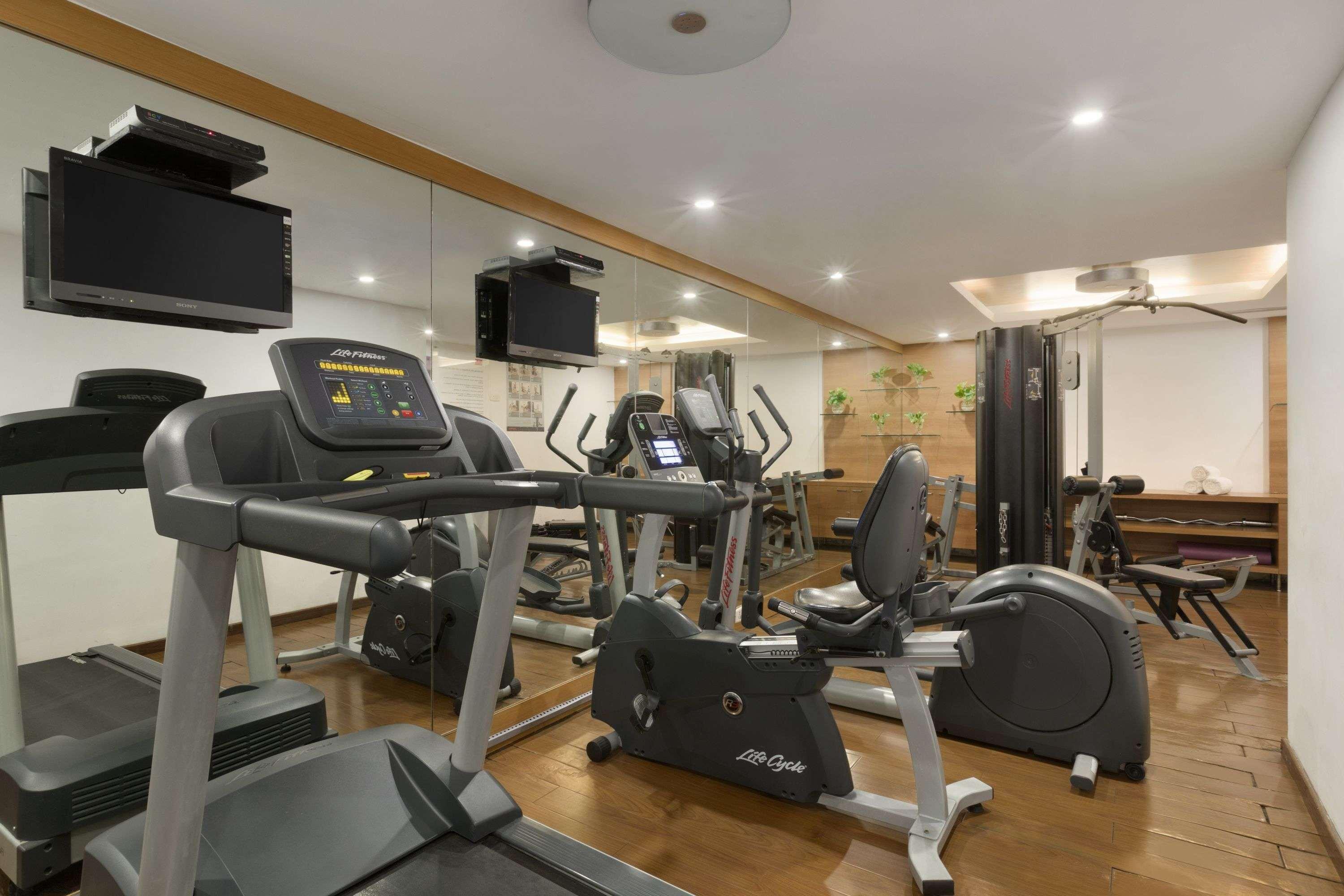 Ramada By Wyndham Chennai Egmore 5*
