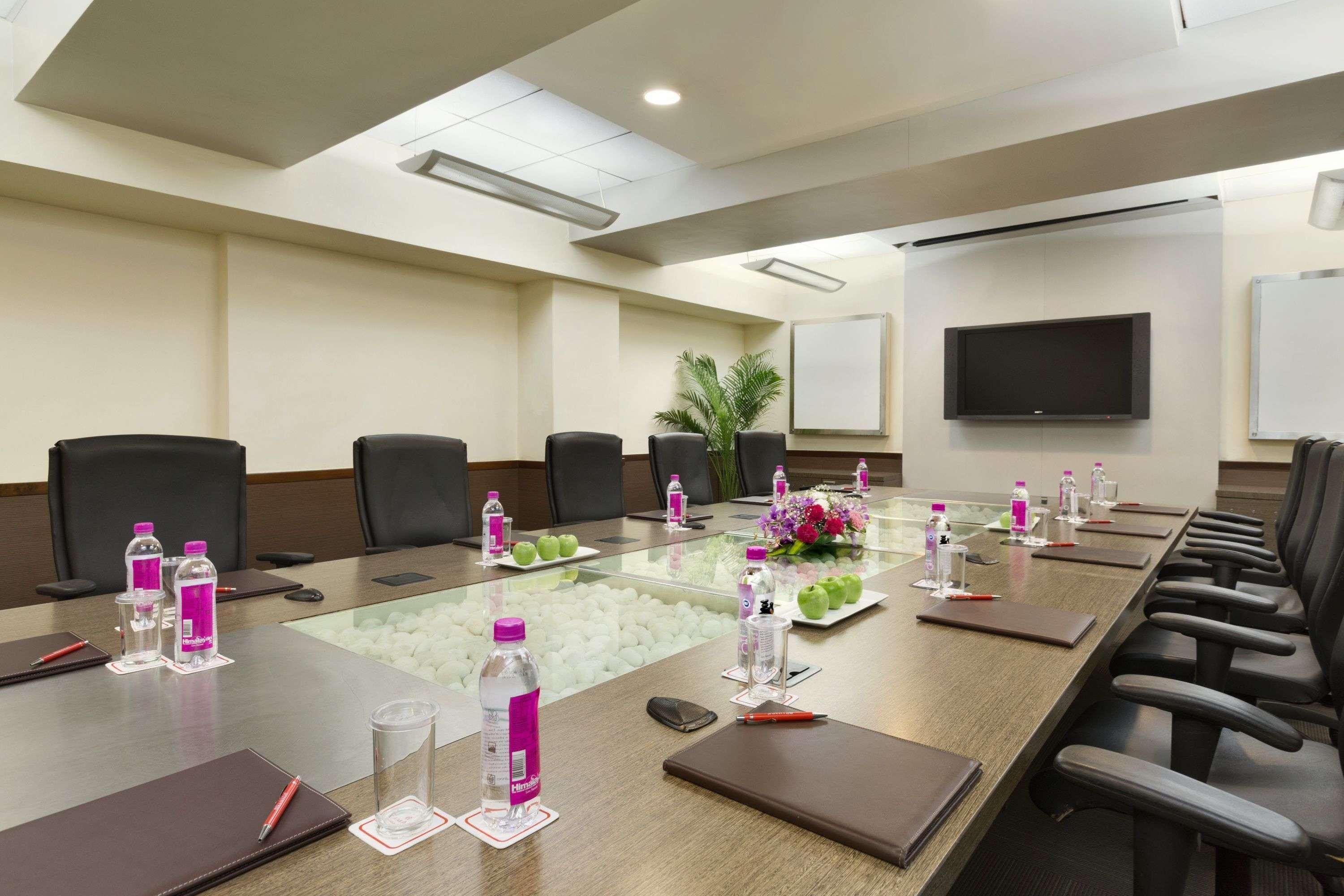 Ramada By Wyndham Chennai Egmore Hotel 5*