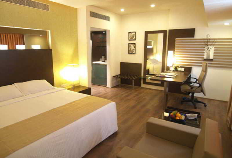 Ramada By Wyndham Chennai Egmore Hotel
